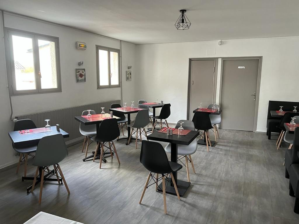 Hotel Restaurant Le Picardie Chauny Εξωτερικό φωτογραφία