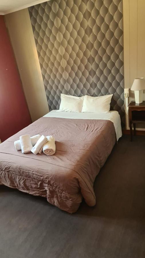 Hotel Restaurant Le Picardie Chauny Εξωτερικό φωτογραφία